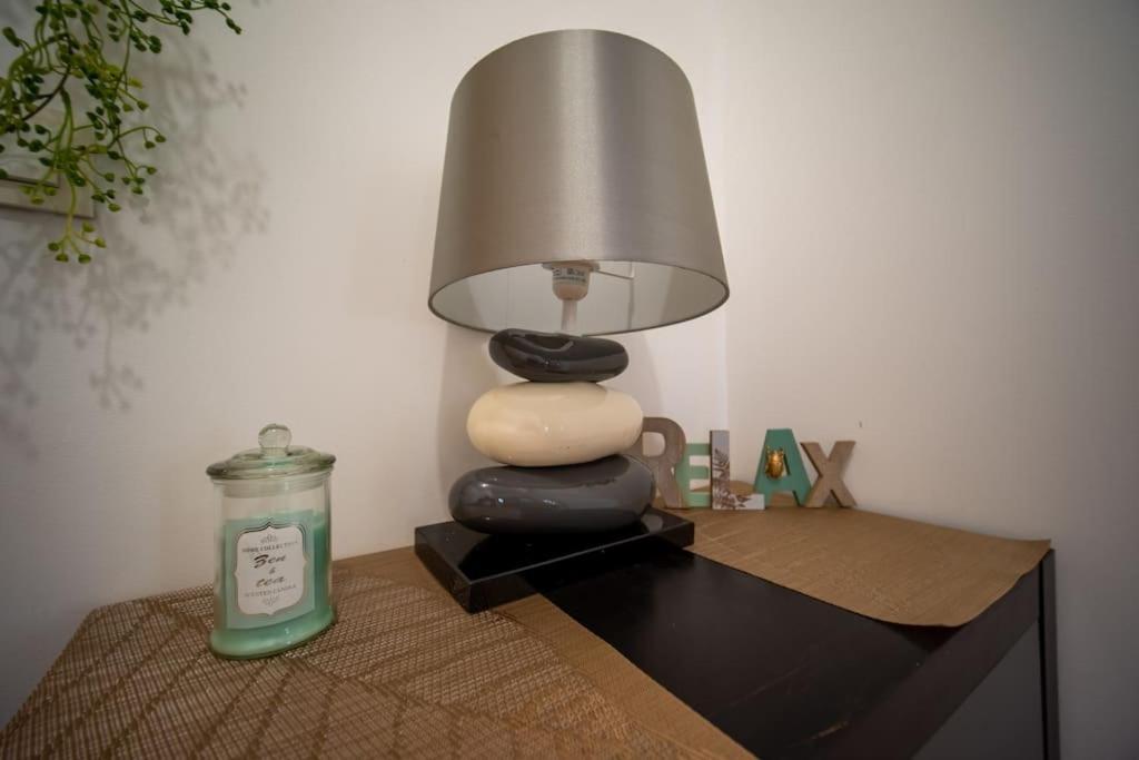 Appartement Tout Equipe Terrasse Et Parking Prive マルセイユ エクステリア 写真